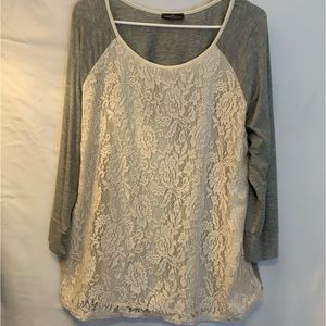 NWOT Women’s tunic